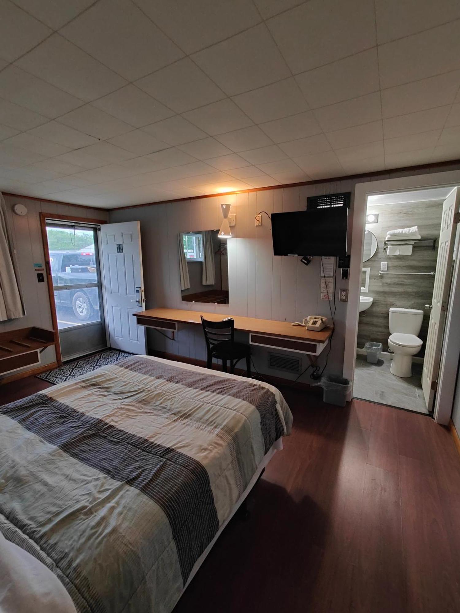 Melody Motor Lodge Connellsville Exterior foto