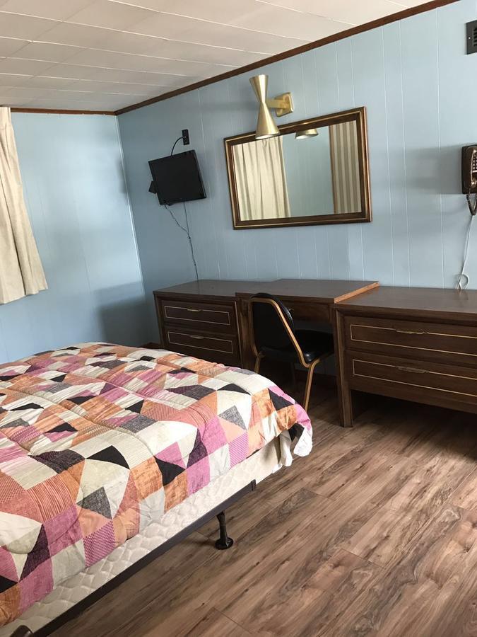 Melody Motor Lodge Connellsville Exterior foto