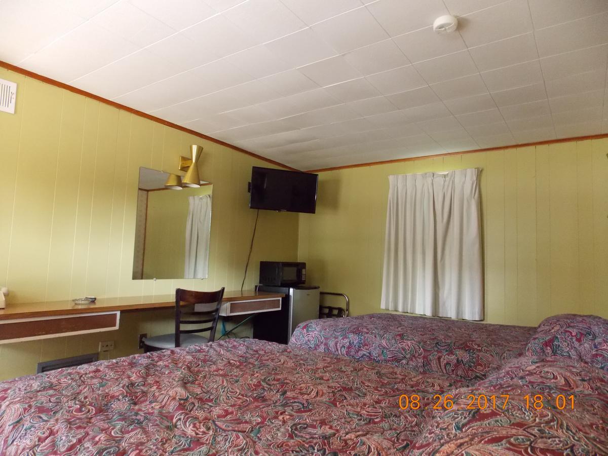 Melody Motor Lodge Connellsville Exterior foto